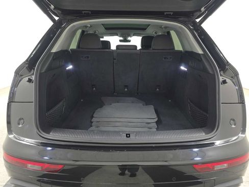 Used 2023 Audi Q5 2.0T Premium AWD/4WD image 12