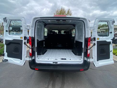 Used 2021 Ford Transit 250 Low Roof RWD image 10