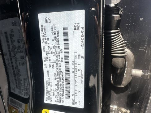 New 2025 Ford Bronco Base image 19