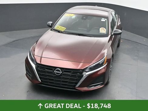 Used 2024 Nissan Altima 2.5 SV image 38