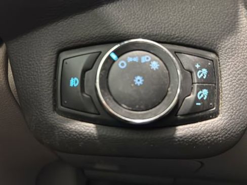 Used 2014 Ford Escape SE image 15