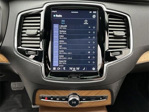 Certified 2023 Volvo XC90 B6 Plus w/ Protection Package Premier image 16