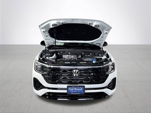 New 2026 Volkswagen Atlas Cross Sport SEL R-Line image 23