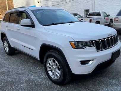 Used 2020 Jeep Grand Cherokee Laredo