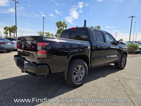 New 2025 Nissan Frontier SV w/ SV Convenience Package image 4