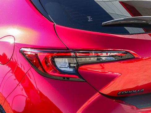 Used 2025 Toyota Corolla SE image 10