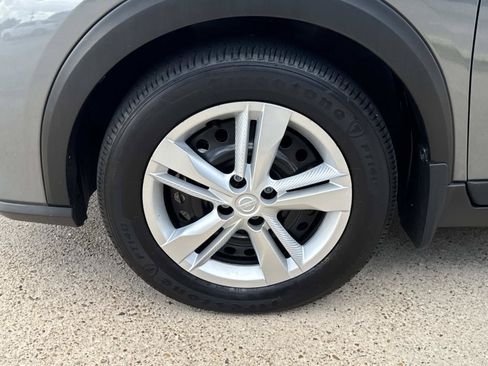 Used 2025 Nissan Kicks Play S FWD image 4
