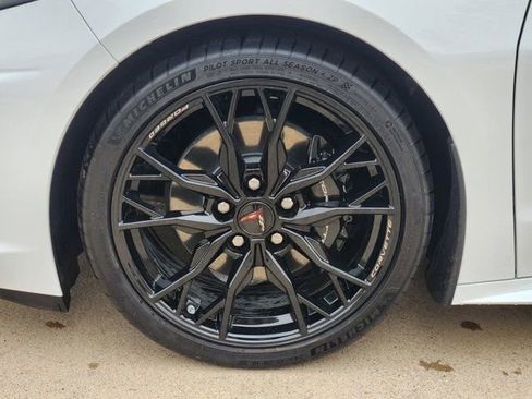 Used 2024 Chevrolet Corvette Stingray Coupe w/ 1LT image 17