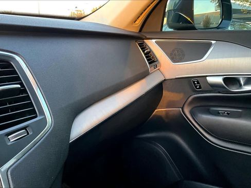 Used 2024 Volvo XC90 B5 Core w/ Protection Package Premier image 27