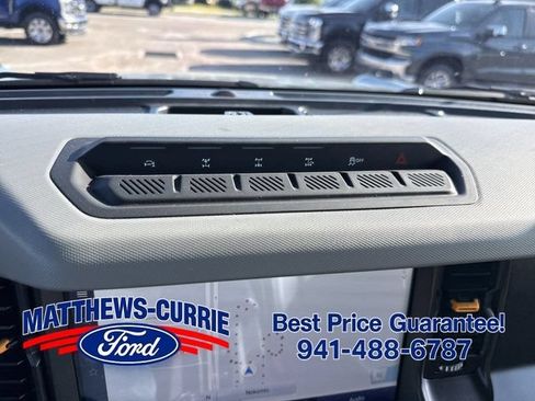 Certified 2023 Ford Bronco Badlands w/ Sasquatch Package AWD/4WD image 15