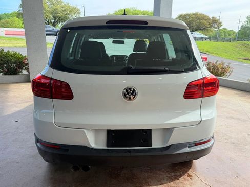 Used 2017 Volkswagen Tiguan Limited FWD image 5