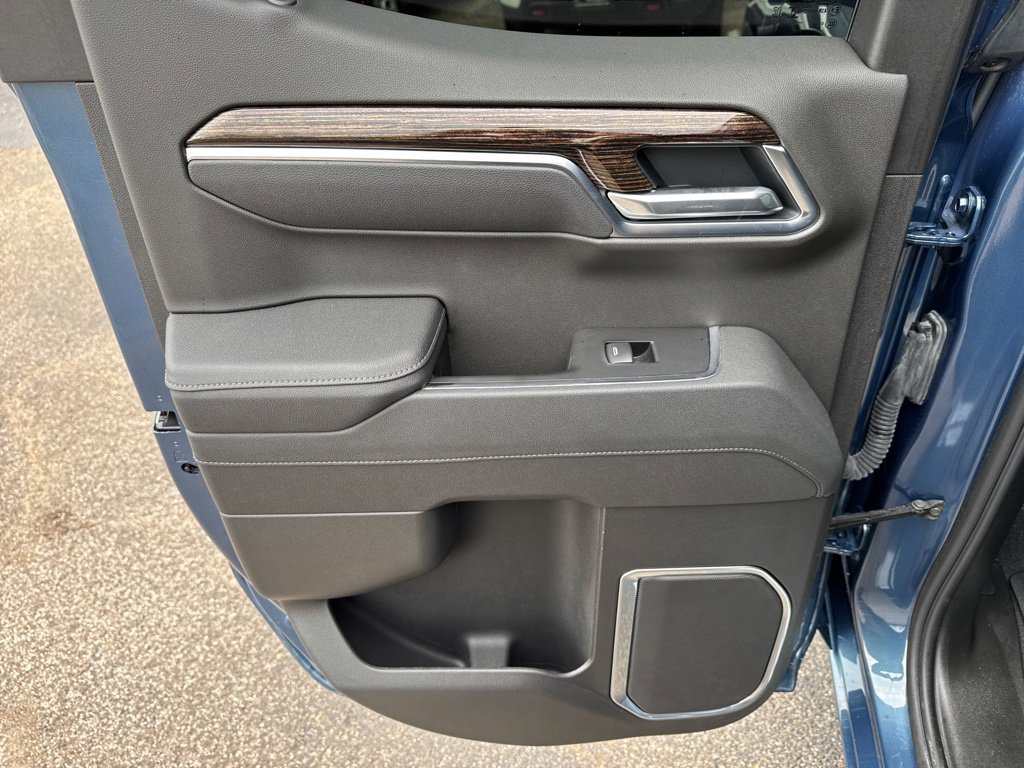 Used 2026 GMC Sierra 1500 Elevation RWD image 43