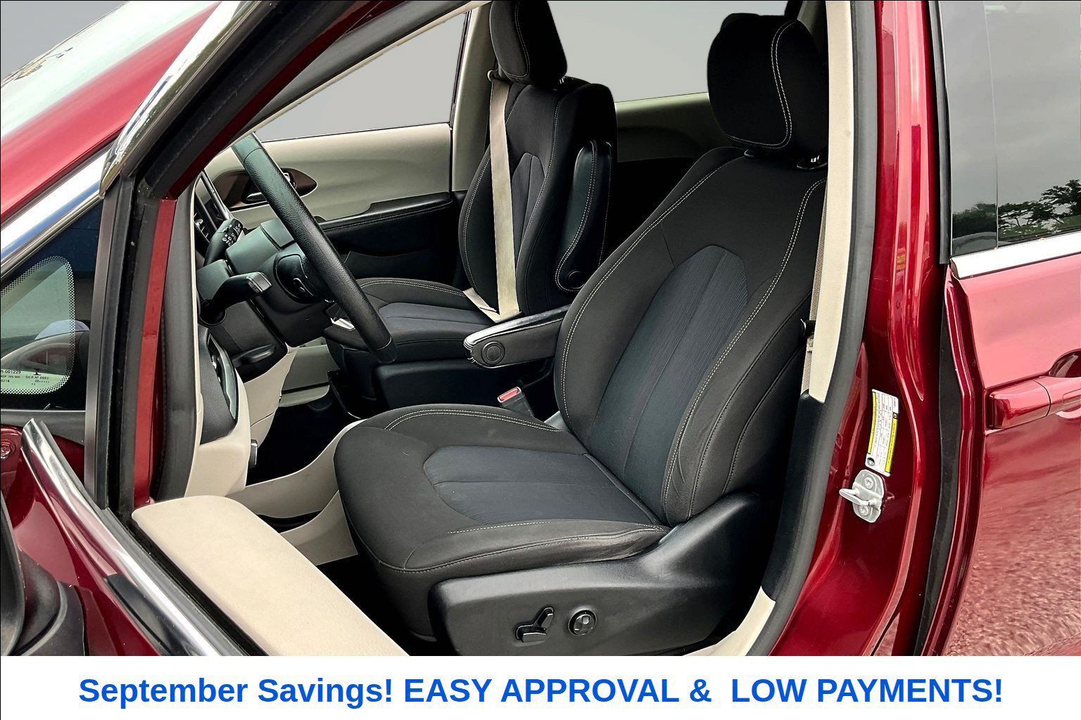 Used 2020 Chrysler Voyager LX FWD image 22