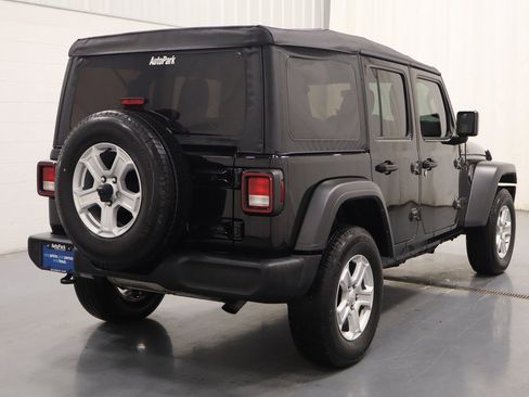 Certified 2022 Jeep Wrangler Unlimited Sport image 9