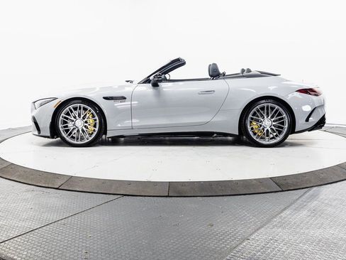Used 2022 Mercedes-Benz SL 63 AMG 4MATIC image 5