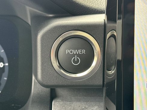 Certified 2025 Toyota 4Runner Trailhunter image 30