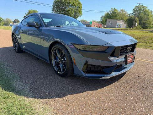 Used 2024 Ford Mustang Dark Horse RWD image 6