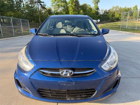 Used 2017 Hyundai Accent SE FWD image 10