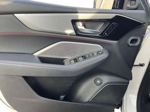 Used 2023 Acura MDX A-Spec image 17