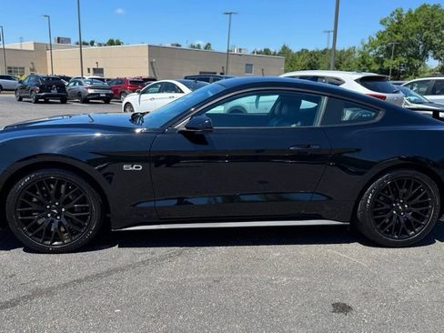 Used 2021 Ford Mustang GT Premium w/ GT Performance Package RWD image 4