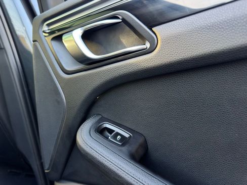 Used 2023 Porsche Macan S image 35