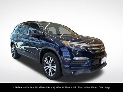 Used 2017 Honda Pilot EX image 4