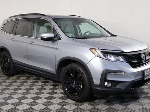 Used 2021 Honda Pilot Special Edition image 2