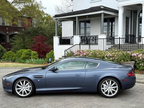 Used 2005 Aston Martin DB9 Coupe RWD image 11