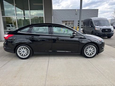 Used 2014 Ford Focus Titanium FWD image 7