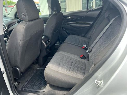 Used 2022 Chevrolet Equinox LT FWD image 8