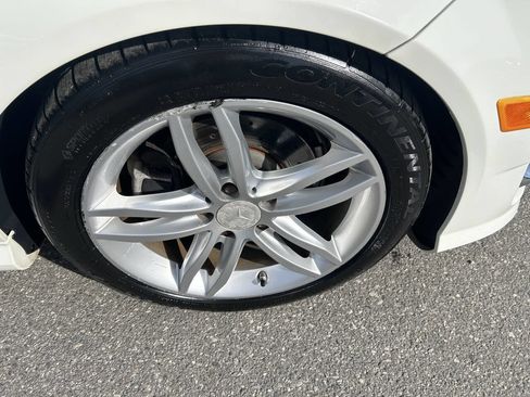 Used 2012 Mercedes-Benz C 300 4MATIC Sedan image 14