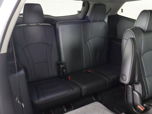 Used 2021 Buick Enclave Avenir image 40