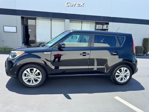 Used 2016 Kia Soul + w/ Primo Package FWD image 8