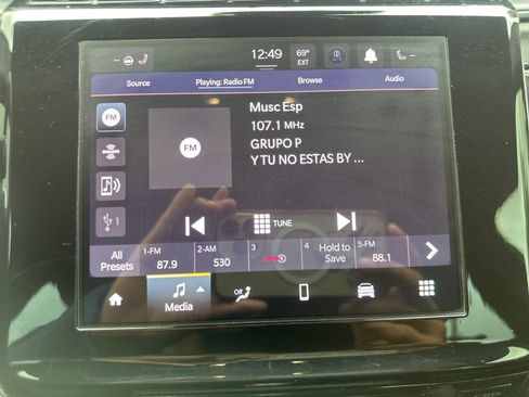 Used 2024 Jeep Grand Cherokee L Laredo image 22