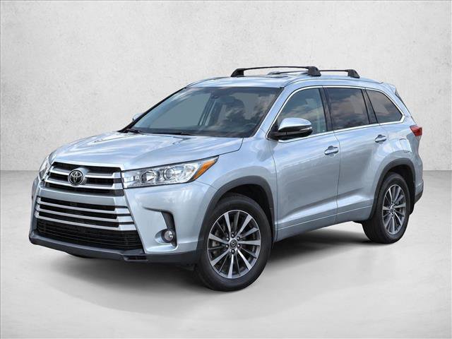 Used 2018 Toyota Highlander XLE AWD/4WD image 21