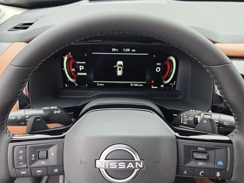 New 2026 Nissan Pathfinder Platinum image 22