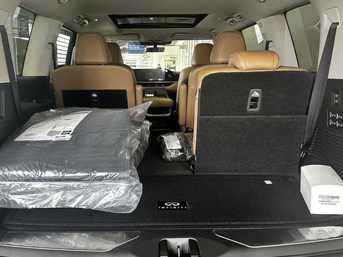 New 2026 INFINITI QX80 Luxe w/ Cargo Package image 6