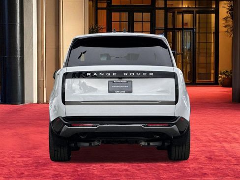New 2026 Land Rover Range Rover SE image 10