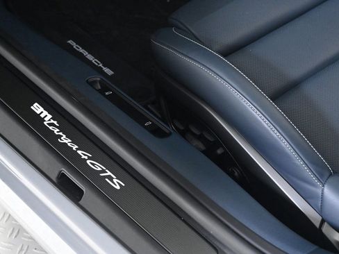 Certified 2024 Porsche 911 Targa 4 GTS image 21