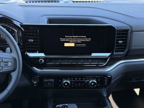 New 2026 GMC Sierra 1500 Elevation image 4