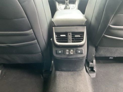 Used 2024 Subaru Outback Limited image 16