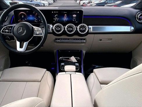 Used 2020 Mercedes-Benz GLB 250 4MATIC image 12