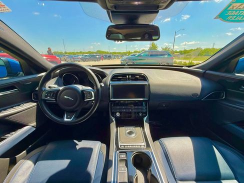 Used 2017 Jaguar XE R-Sport RWD image 15