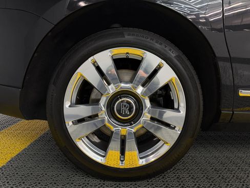 Used 2020 Rolls-Royce Cullinan image 49