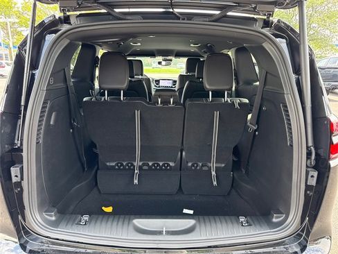 New 2025 Chrysler Pacifica Select image 31