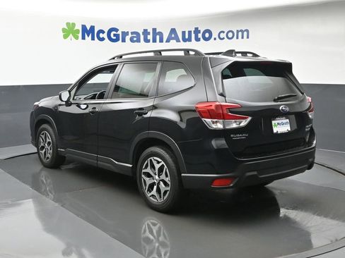 Used 2023 Subaru Forester Premium AWD/4WD image 26