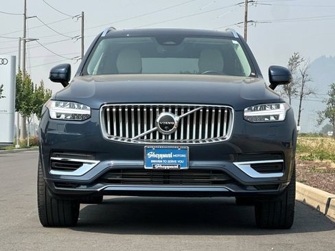 Used 2023 Volvo XC90 T8 Plus AWD/4WD image 8
