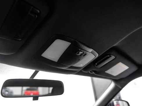 Used 2011 Nissan 370Z Coupe image 29