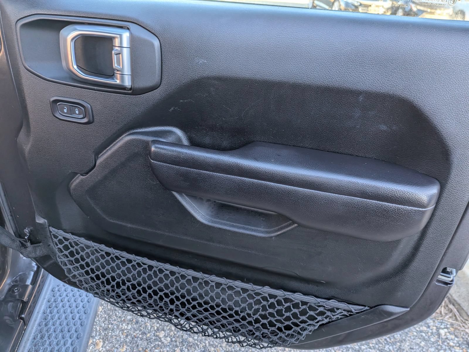 Used 2018 Jeep Wrangler Unlimited Sport S AWD/4WD image 35