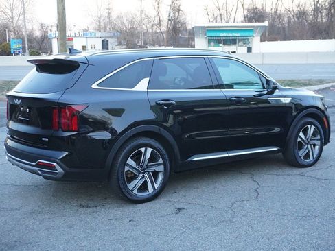 Used 2023 Kia Sorento SX Prestige image 14